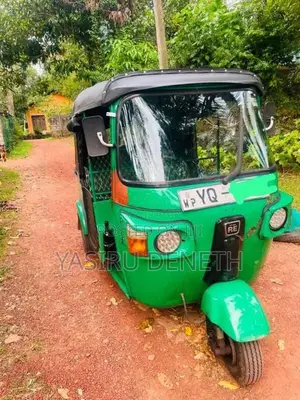 Bajaj RE 4 Stroke 2011 Three Wheel (Used)