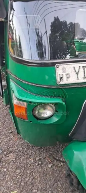 Bajaj 4 Stroke 2010 Three Wheel (Used)