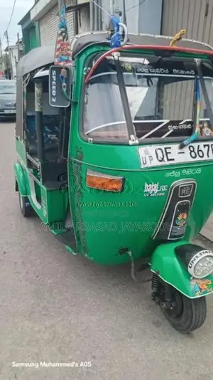 Bajaj 2 Stroke 2006 Three Wheel (Used)