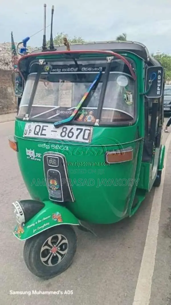 Bajaj 2 Stroke 2006 Three Wheel (Used)