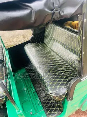 Bajaj RE 4 Stroke 2011 Three Wheel (Used)