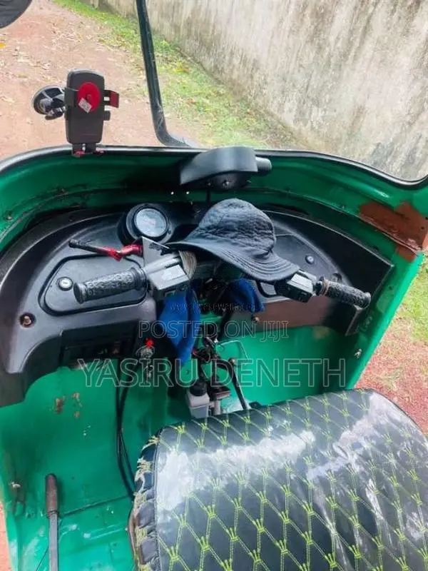 Bajaj RE 4 Stroke 2011 Three Wheel (Used)