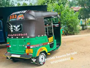 Bajaj RE 205 2011 Three Wheel (Used)
