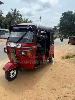 Bajaj 4 Stroke 2012 Three Wheel (Used)