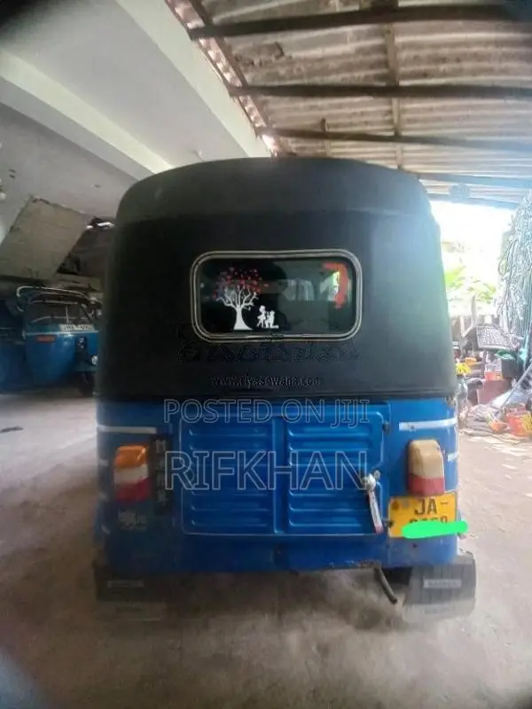 Bajaj 2 stroke 2004 Three Wheel (Used)