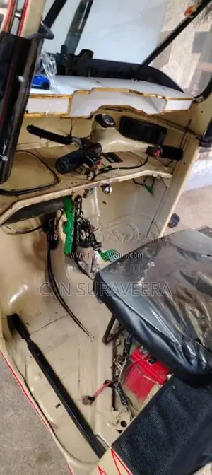 Bajaj 2 Stroke 2004 Three Wheel (Used)