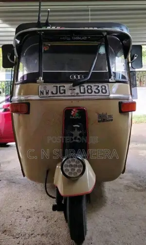Bajaj 2 Stroke 2004 Three Wheel (Used)