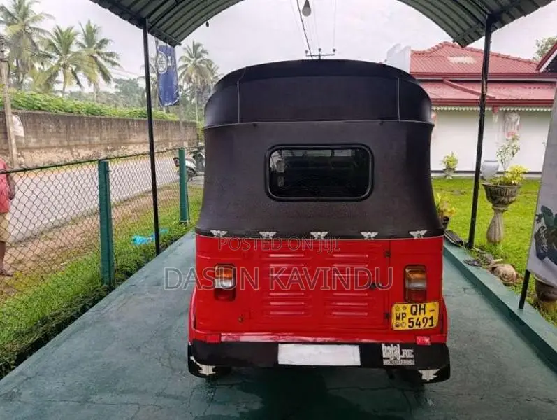 Bajaj RE 2 Stroke 2006 Three Wheel (Used)