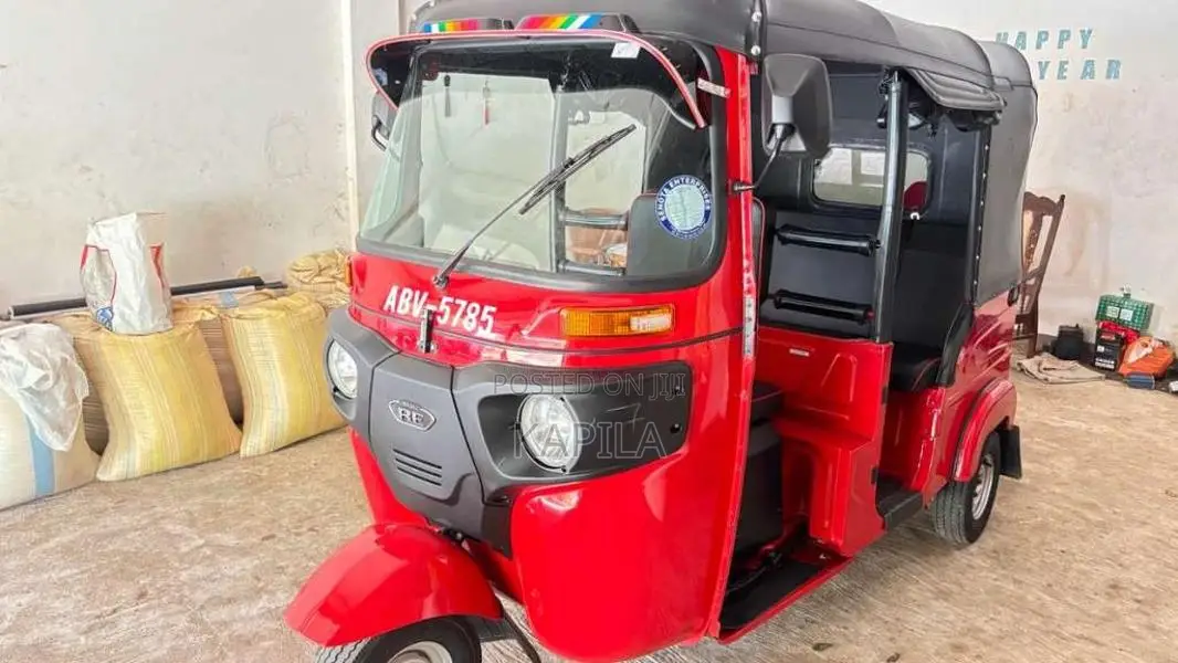 Bajaj RE 2025 Three Wheel (Used)