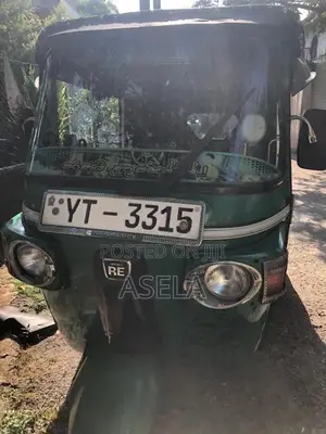 Bajaj RE 205 2011 Three Wheel (Used)