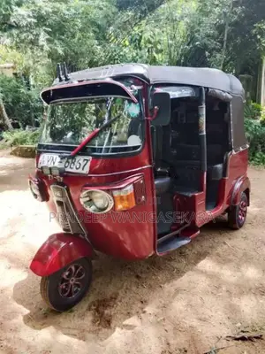 Bajaj RE 2011 Three Wheel (Used)