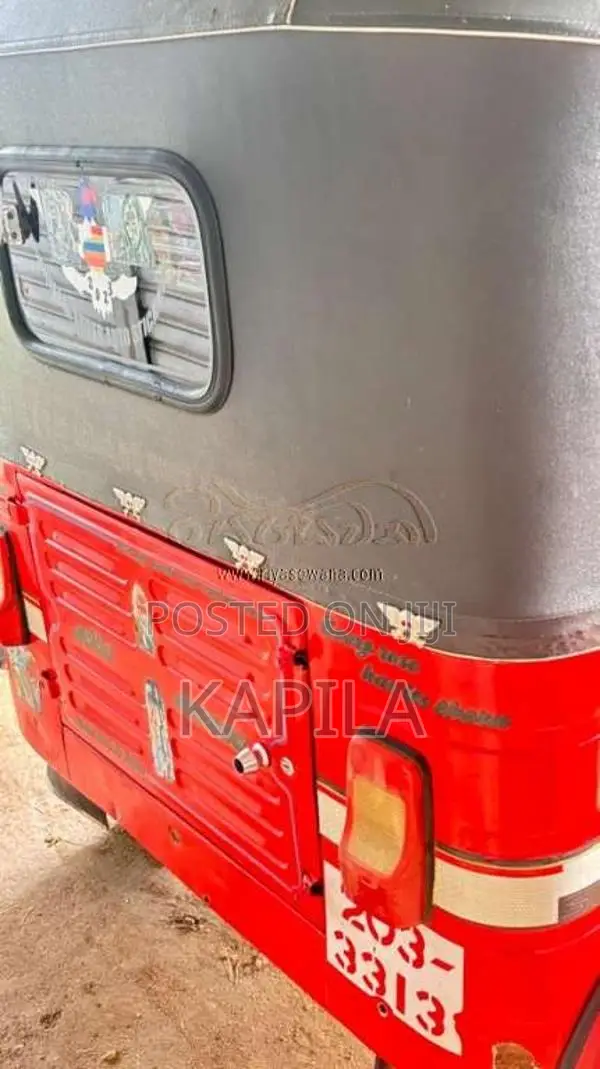 Bajaj 2 Stroke 1998 Three Wheel (Used)