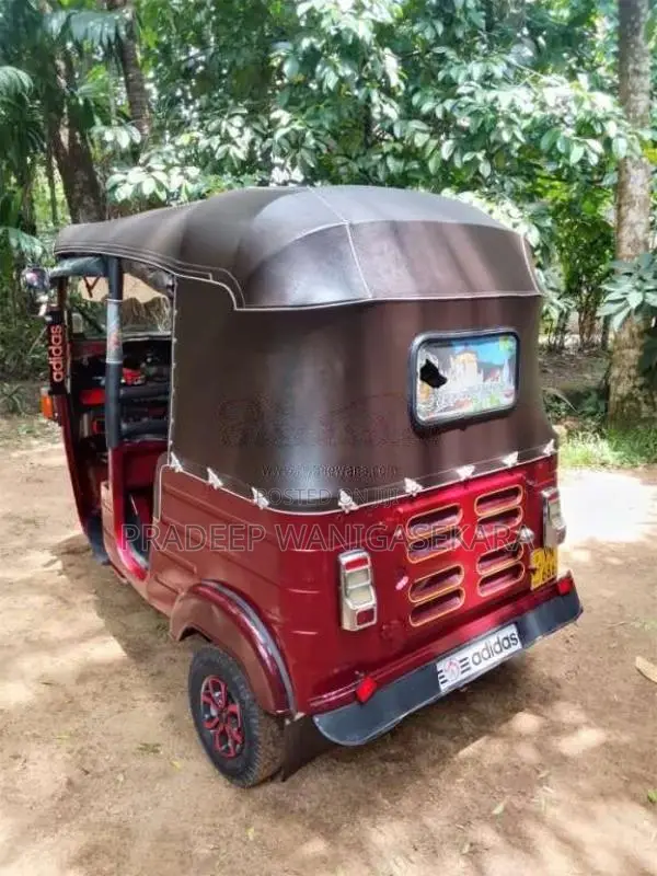 Bajaj RE 2011 Three Wheel (Used)