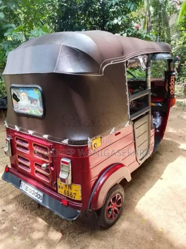 Bajaj RE 2011 Three Wheel (Used)