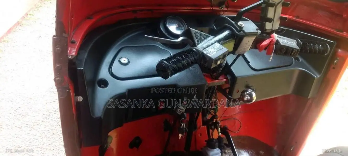 Bajaj 4 stroke 2008 Three Wheel (Used)