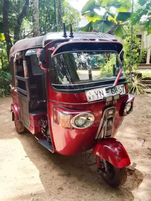 Bajaj RE 2011 Three Wheel (Used)