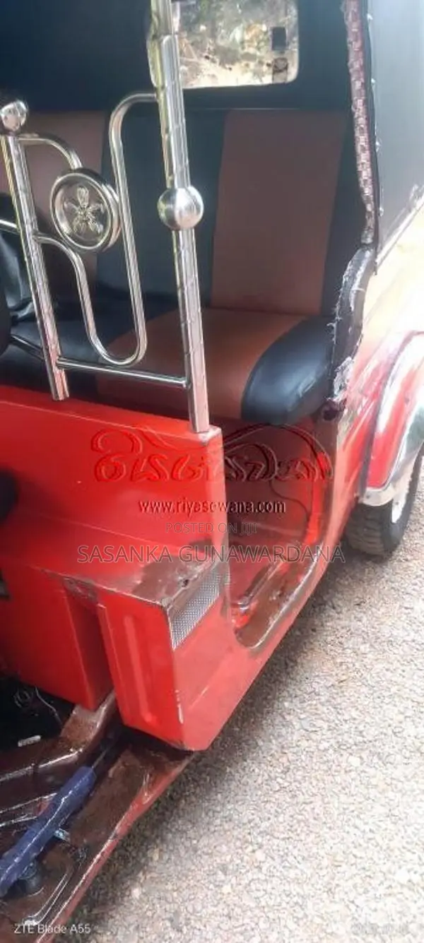 Bajaj 4 stroke 2008 Three Wheel (Used)