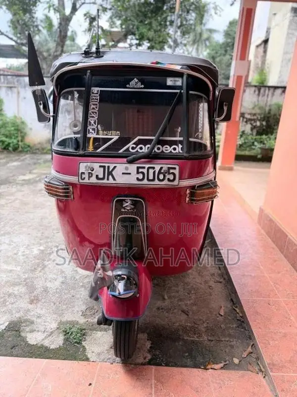 Bajaj RE 2 Stroke 2005 Three Wheel (Used)