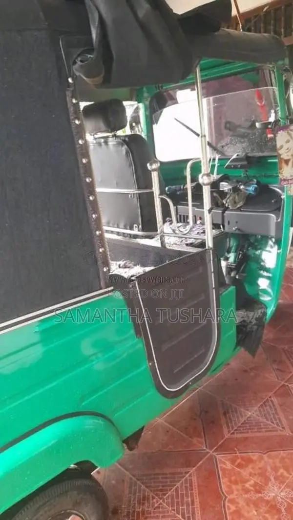 Bajaj 4 Stroke 2012 Three Wheel (Used)