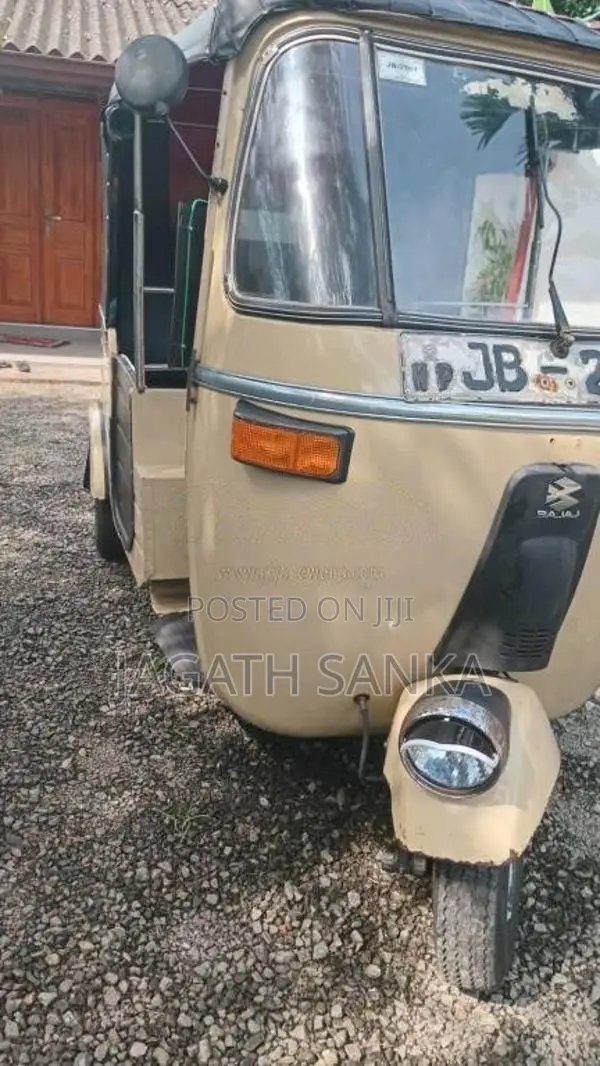 Bajaj 2 stroke 2006 Three Wheel (Used)
