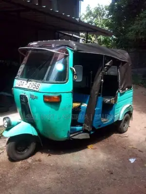 Bajaj 2 Stroke 2005 Three Wheel (Used)