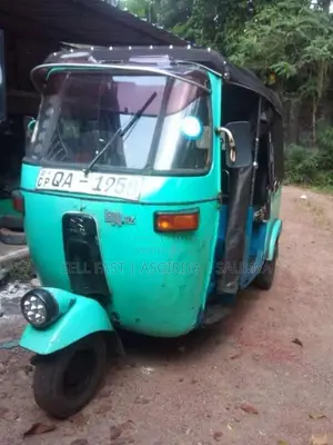 Bajaj 2 Stroke 2005 Three Wheel (Used)