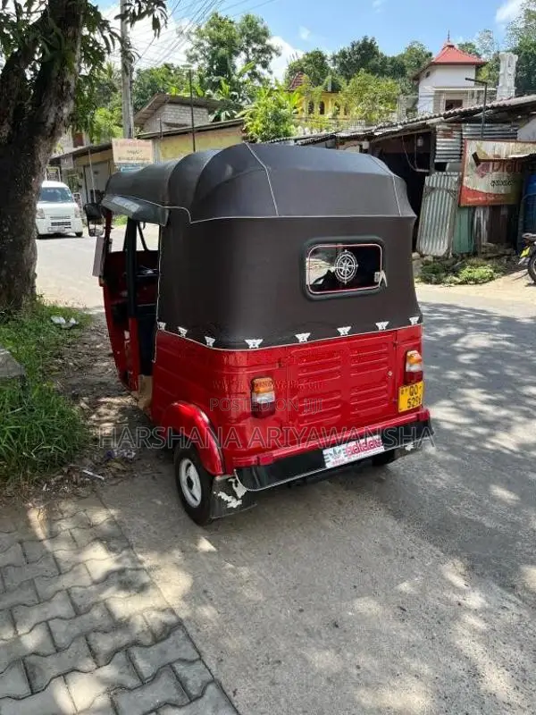 Bajaj 4 Stroke 2008 Three Wheel (Used)