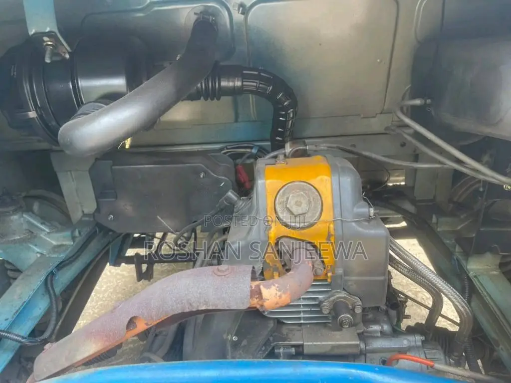 Bajaj 4 Stroke 2011 Three Wheel (Used)