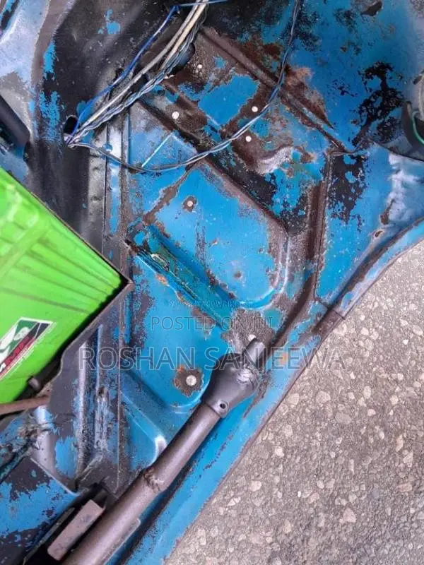 Bajaj 4 Stroke 2011 Three Wheel (Used)