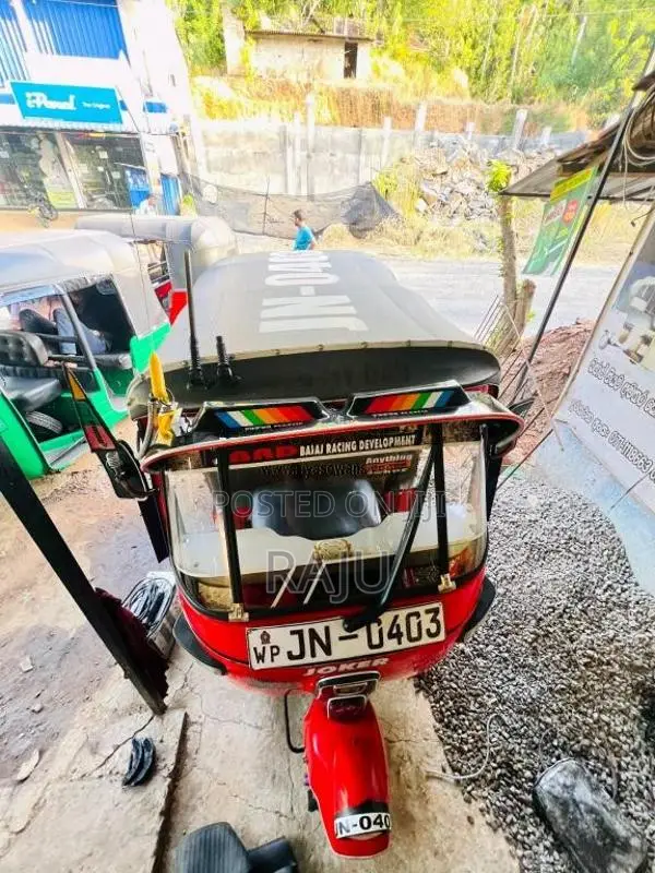 Bajaj 2 stroke 2005 Three Wheel (Used)