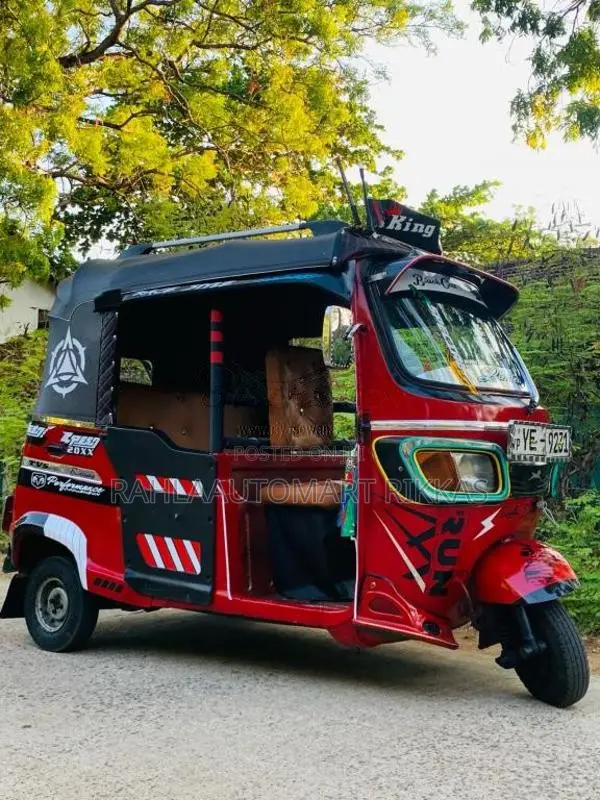 TVS King 2011 Three Wheel (Used)