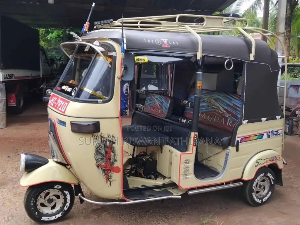 Bajaj 2 Stroke 2005 Three Wheel (Used)
