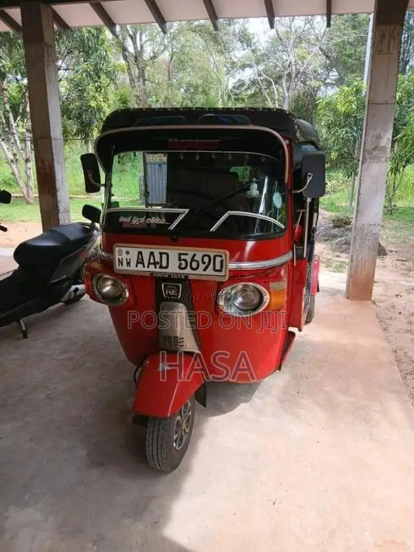 Bajaj RE 2012 Three Wheel (Used)