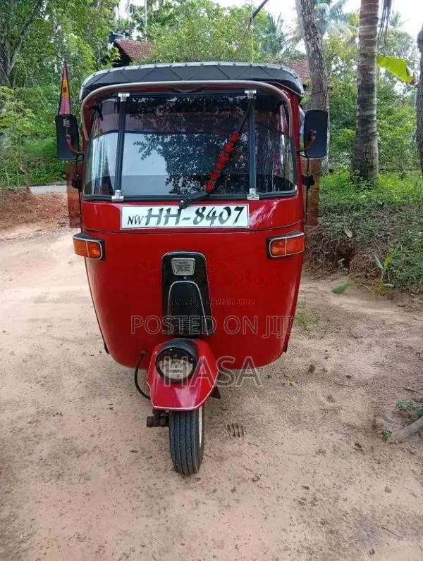 Bajaj RE 2004 Three Wheel (Used)