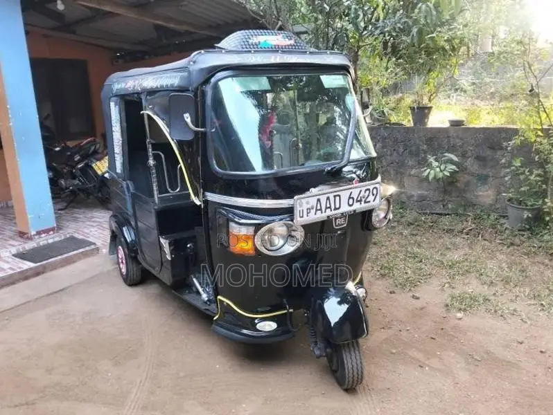 Bajaj RE 2013 Three Wheel (Used)