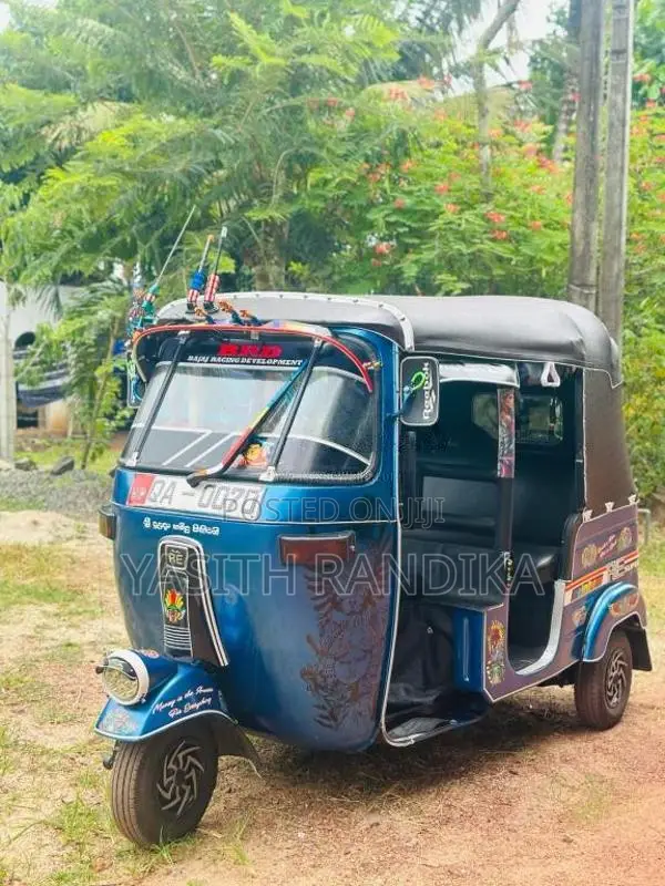 Bajaj 2 Stroke 2005 Three Wheel (Used)