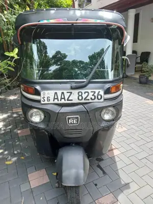 Bajaj 4 stroke 2015 Three Wheel (Used)