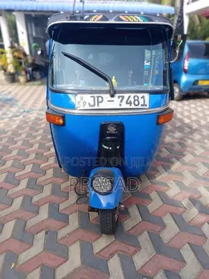 Bajaj RE 2 Stroke 2004 Three Wheel (Used)
