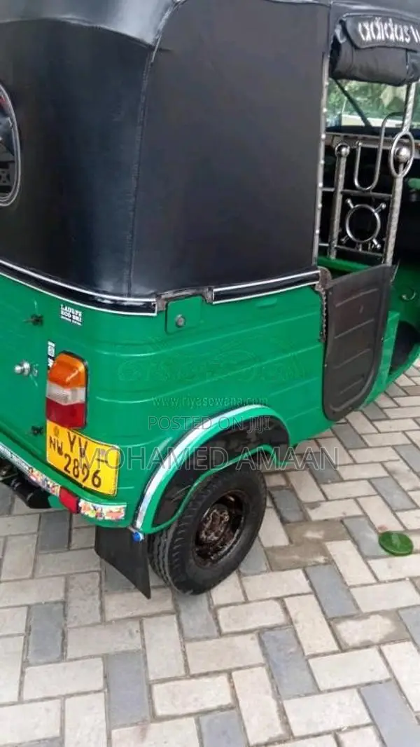 Bajaj 4 Stroke 2012 Three Wheel (Used)