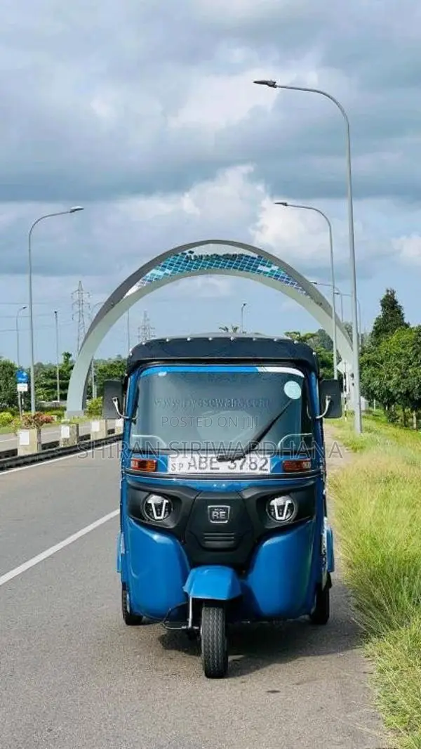 Bajaj RE 2015 Three Wheel (Used)