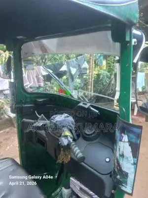 Bajaj 4 stroke 2007 Three Wheel (Used)