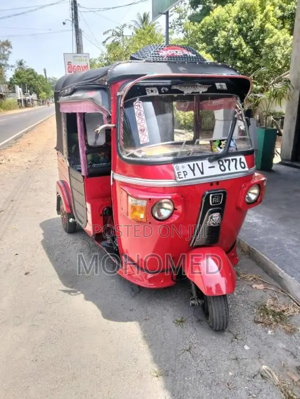 Bajaj RE 2012 Three Wheel (Used)