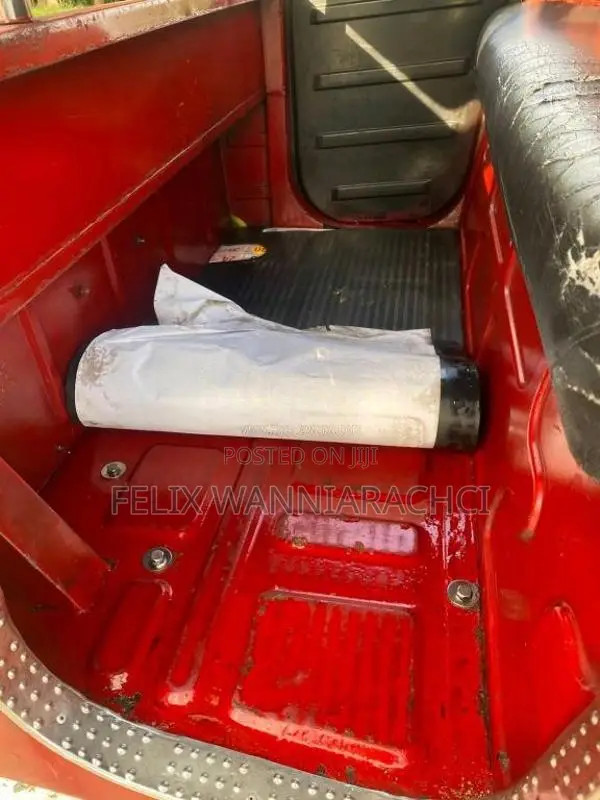 Bajaj 4 stroke 2009 Three Wheel (Used)
