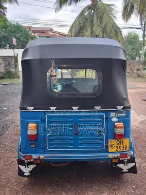 Bajaj RE 2 Stroke 2006 Three Wheel (Used)