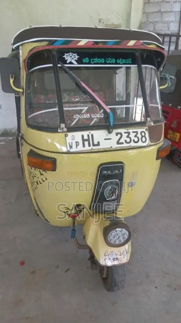 Bajaj RE 2 Stroke 2003 Three Wheel (Used)
