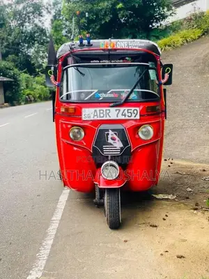 Bajaj 4 Stroke 2018 Three Wheel (Used)