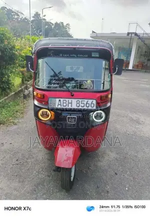 Bajaj RE 2 Stroke 2015 Three Wheel (Used)
