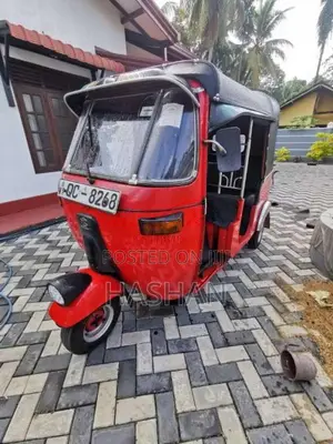 Bajaj RE 2 Stroke 2005 Three Wheel (Used)