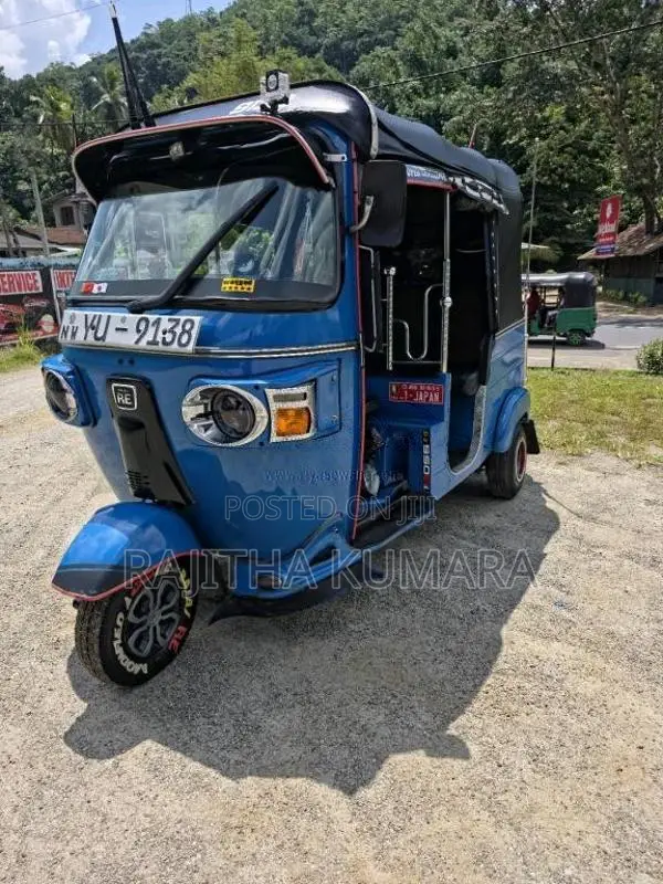 Bajaj RE 4 Stroke 2011 Three Wheel (Used)