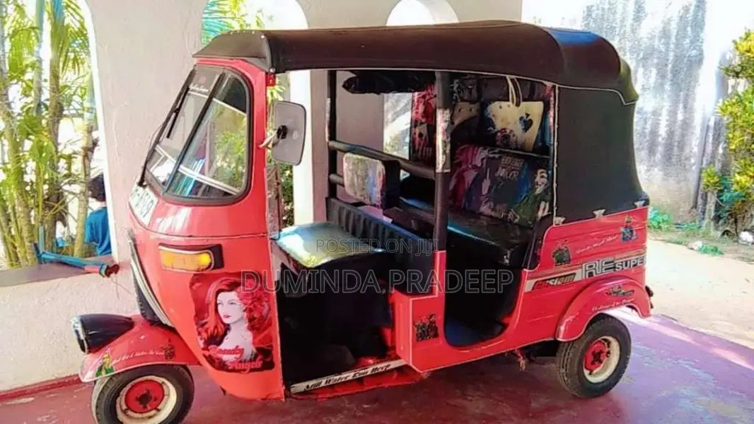 Bajaj 2 Stroke 2004 Three Wheel (Used)